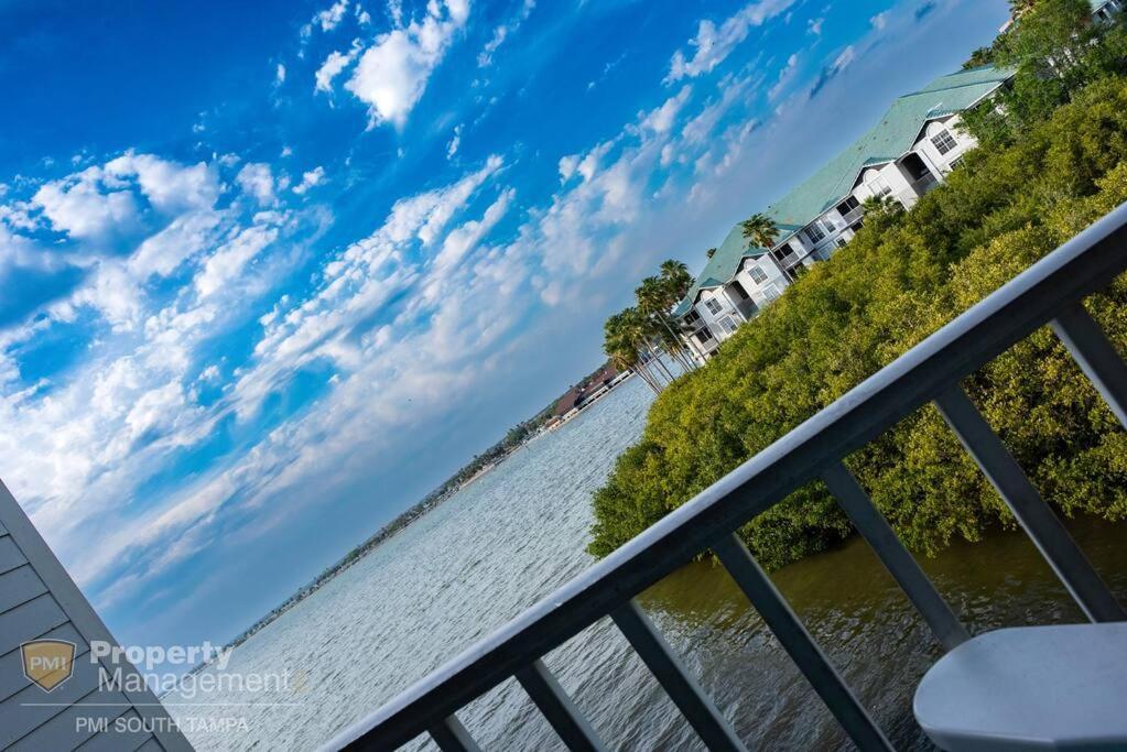 Tropical Serenity-Water View Heated Pool Tiki Bar تامبا المظهر الخارجي الصورة